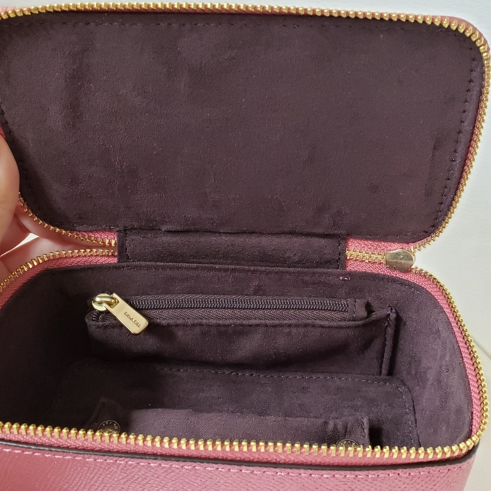 Coach Metallic Jewelry Case - Picture 7 of 7